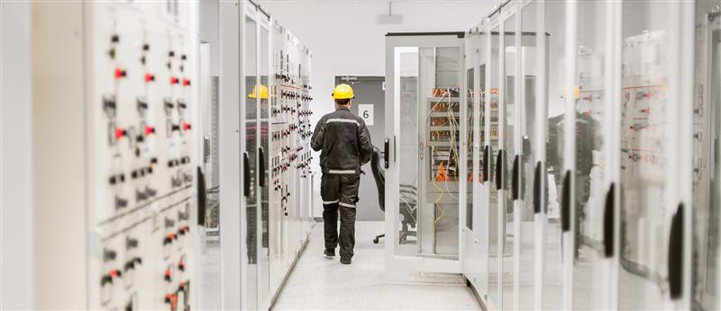 industrial electrical engineering technician